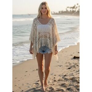 Cliche Crochet Fringe Poncho Top Sz S Cream Boho Floral Country Cowgirl Festival